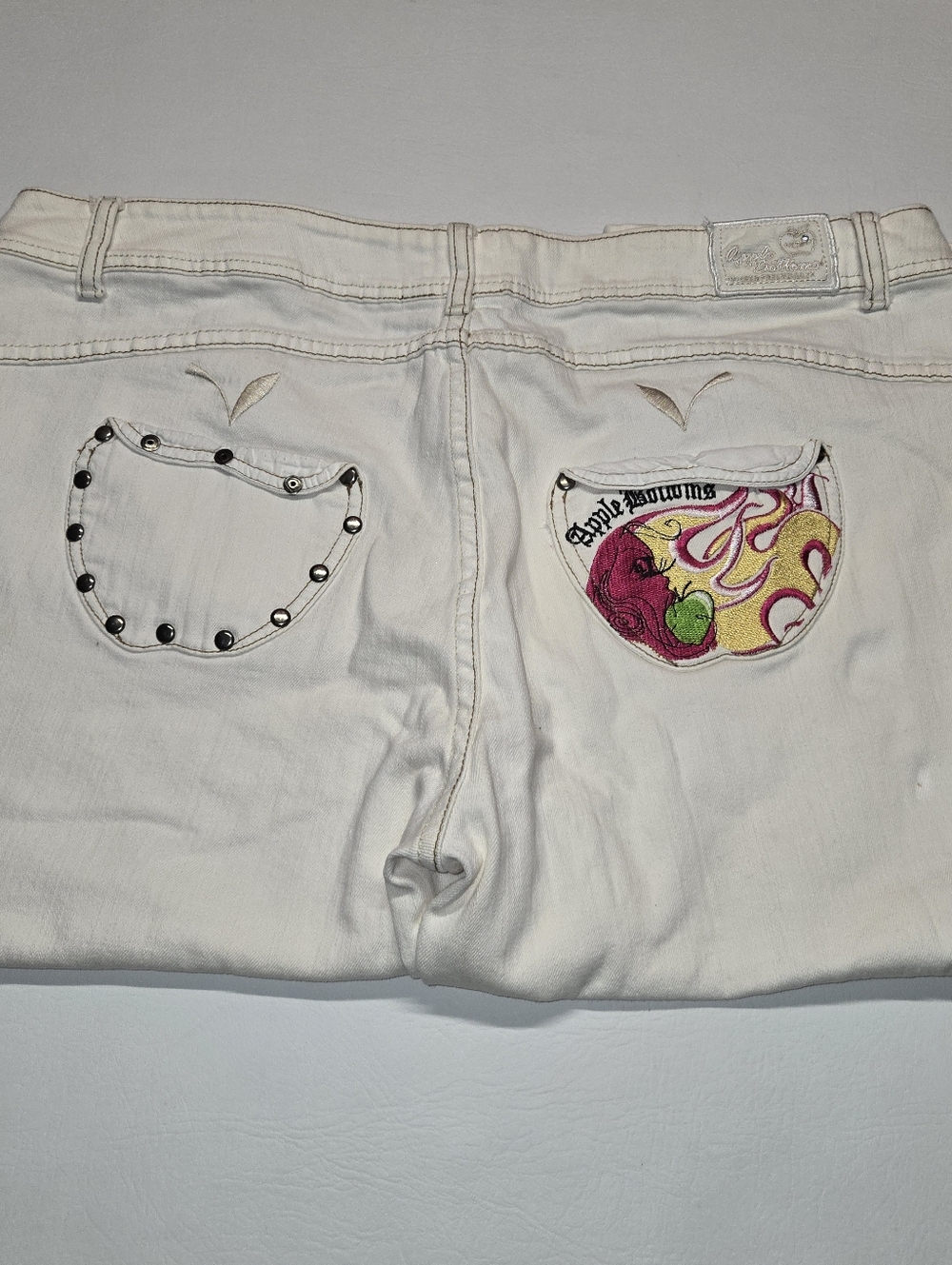 Vintage 90s y2k Apple Bottom Jeans Off White Capris Denim Womens size 20